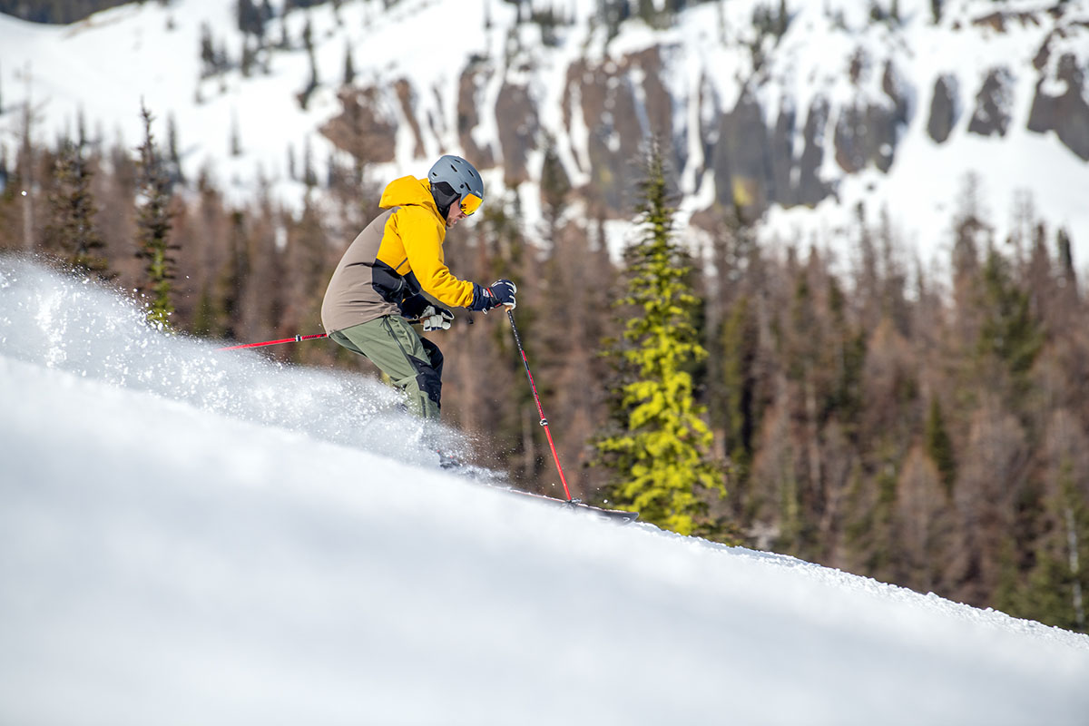 ​​Smith Survey MIPS snow helmet (wide shot skiing)